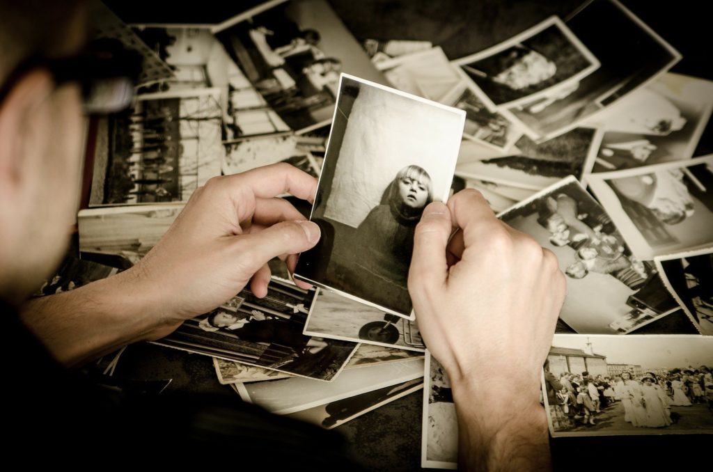 Eidetic memory test using a photograph of photographs